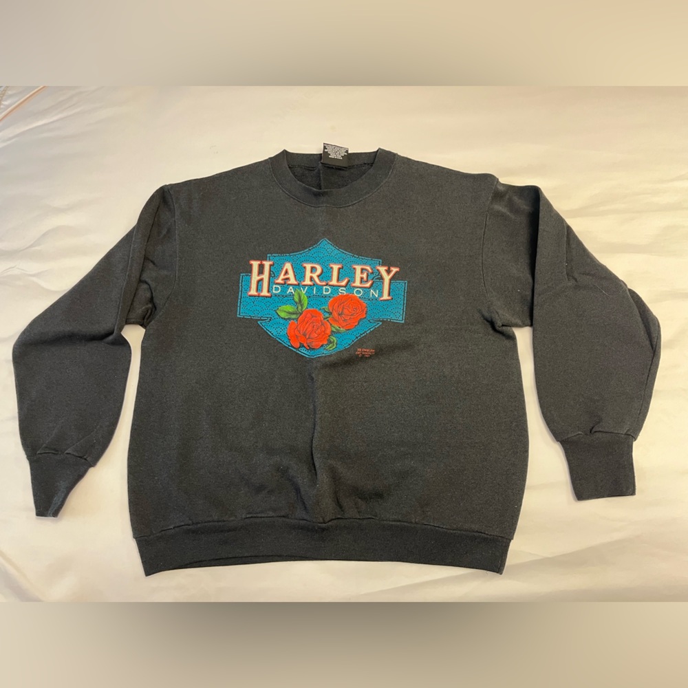 Harley Davidson woman’s sweatshirt size L,
Made in USA, vintage
